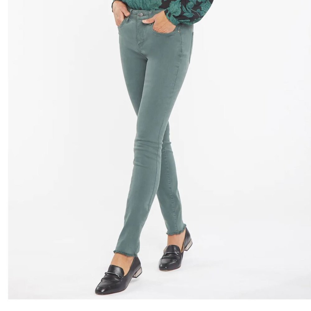 NYDJ Ami Skinny Jean in Evergreen, Size 4